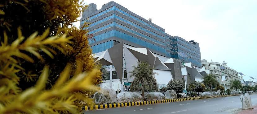 Gulberg Arena Mall - Islamabad project site